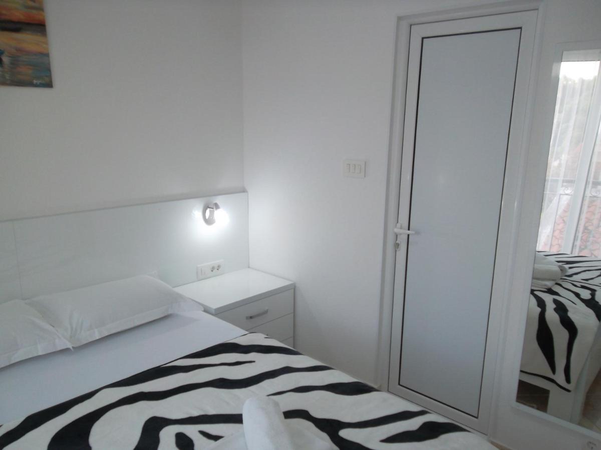 Guest House 4M Petrovac Exterior foto