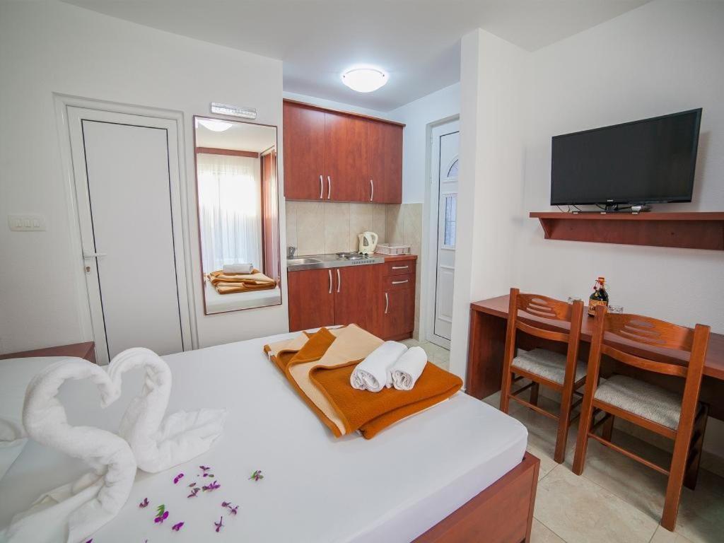 Guest House 4M Petrovac Quarto foto