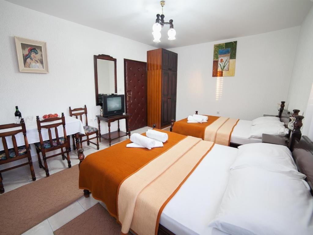 Guest House 4M Petrovac Quarto foto