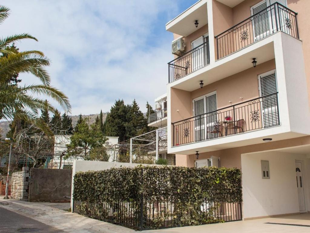 Guest House 4M Petrovac Quarto foto